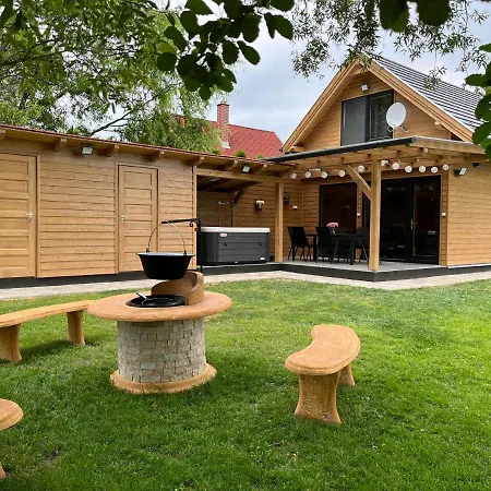 Topart Nyaralo Апартаменты Шарошпатак