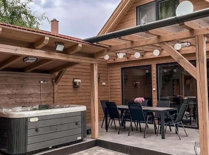 Topart Nyaralo Lägenhet *